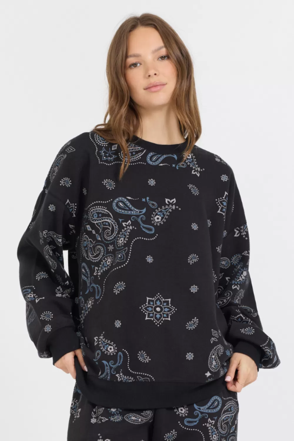 Vintage Havana Black Bandana Printed Fleece Crewneck