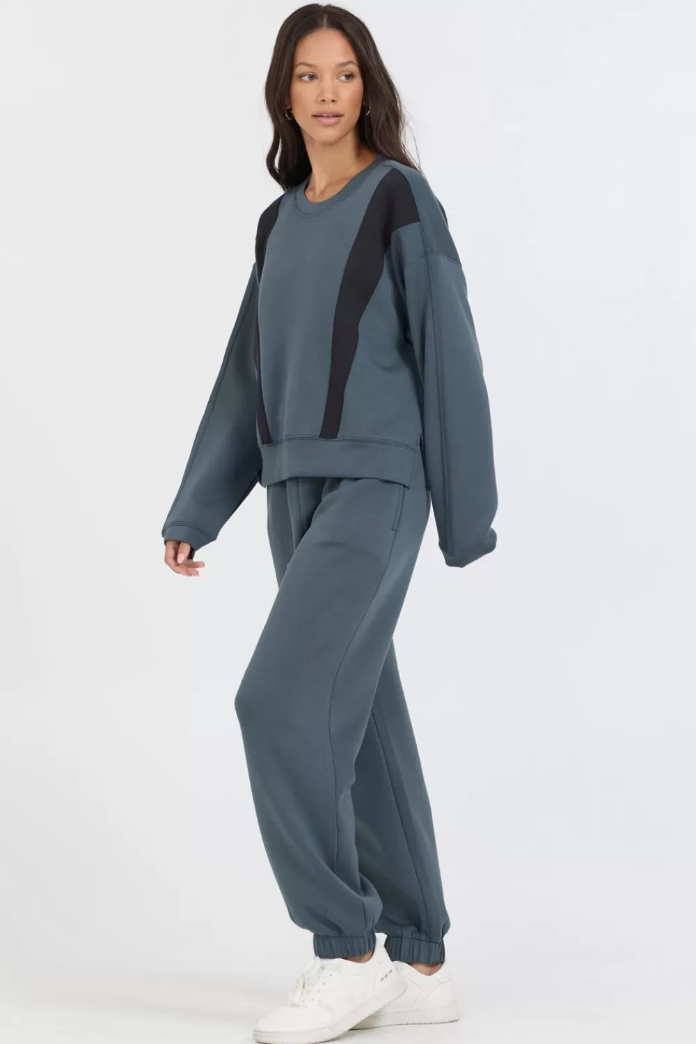 Vintage Havana Mountain Grey/Black Colorblock Insert Cloud Fleece Crew